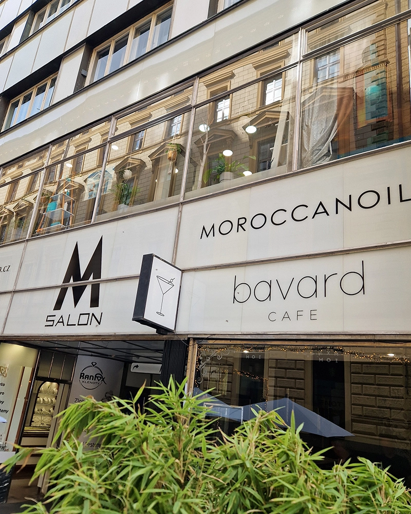 M SALONAlfa pasáž M SALONAlfa pasáž